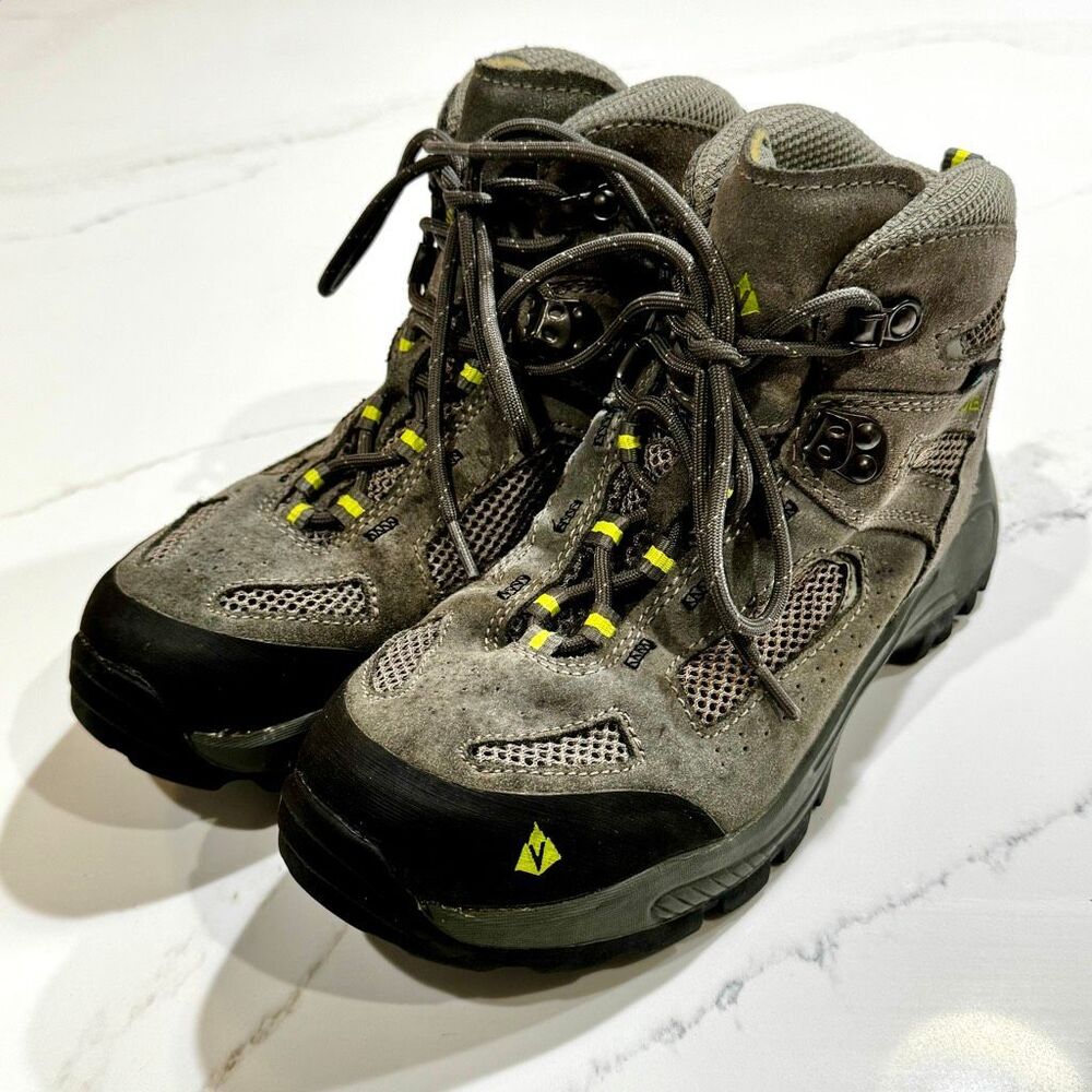 Vasque Breeze 2 Youth Hiking Boots. Gray. Size 6.